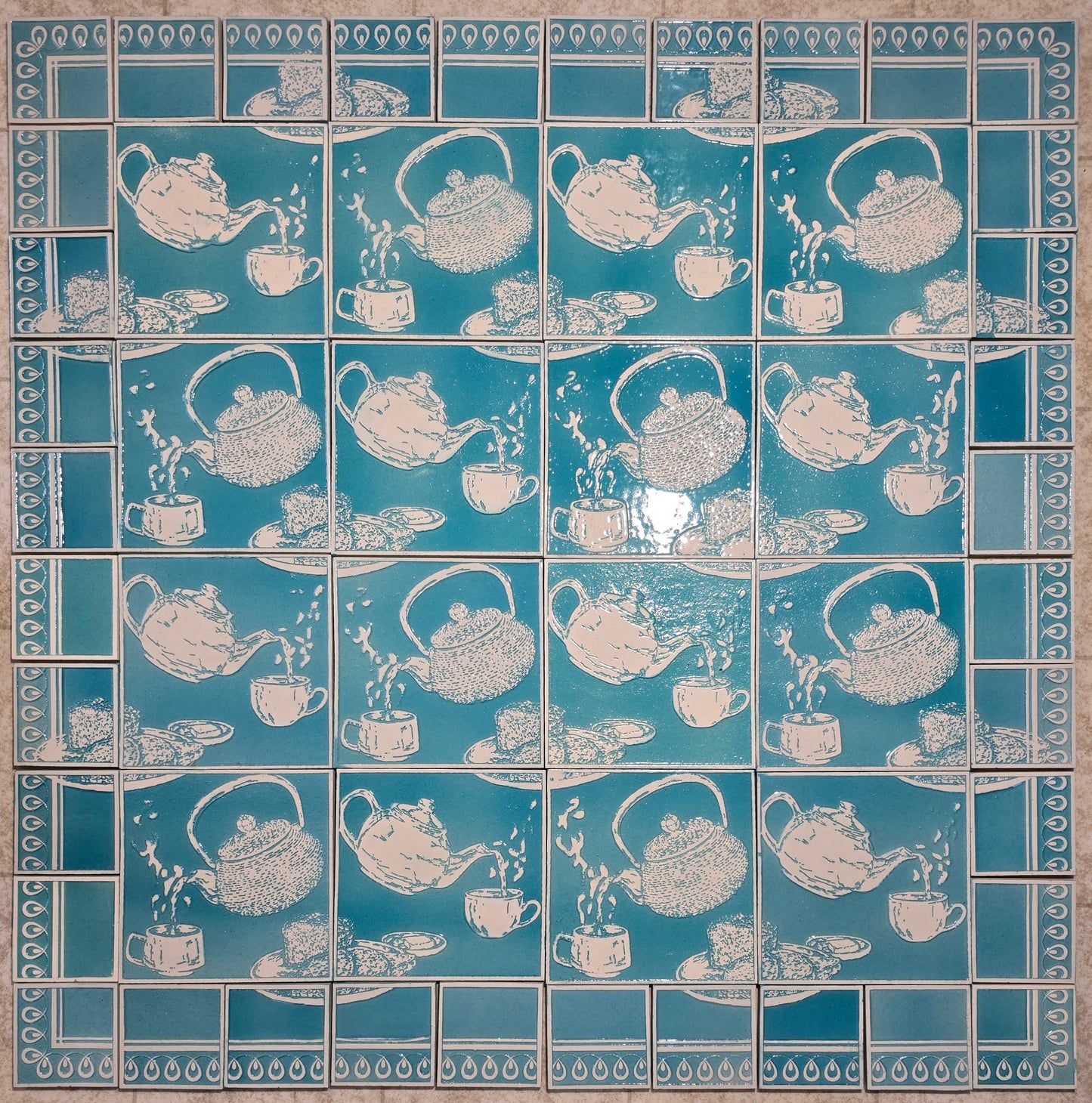 Teapots (16) w/ Border Tiles #1 - Turquoise Blue